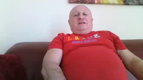 Snapshot of jacob_bron chatting on April 19, 4:17 pm jacob_bron online show from April 19, 4:17 pm