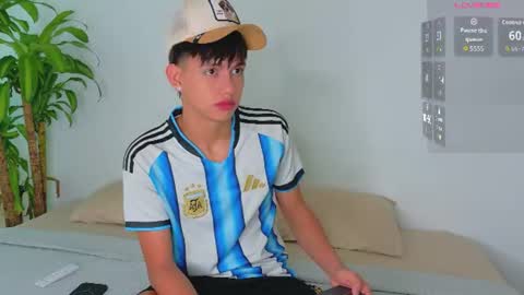 JACOB online show from July 15, 2:33 pm