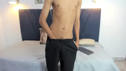 Snapshot of jacob_cum23 chatting on June 23, 3:10 pm jacob_cum23 online show from June 23, 3:10 pm