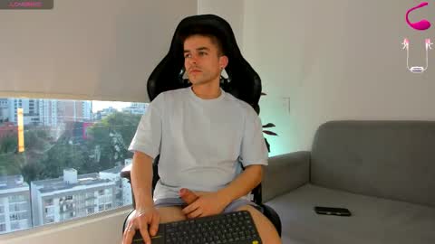 JACOB FERRER online show from March 11, 10:05 pm