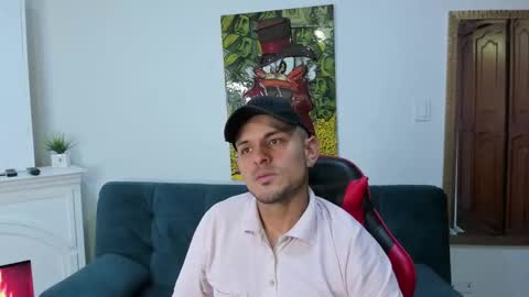 Snapshot of jacob_stonne chatting on May 6, 11:04 am jacob_stonne online show from May 6, 11:04 am