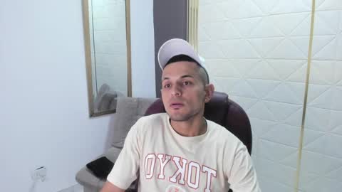 Snapshot of jacob_stonne chatting on July 24, 10:02 am jacob_stonne online show from July 24, 10:02 am