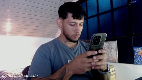 Michael Caicedo online show from May 2, 3:11 am