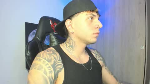 Snapshot of jacobb116 chatting on October 16, 12:22 am jacobb116 online show from October 16, 12:22 am