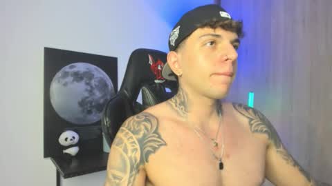 jacobb116 online show from November 9, 1:15 am