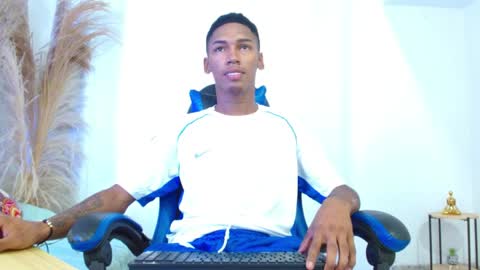 jacobcum18 online show from May 14, 2:13 pm