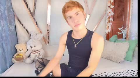 Snapshot of jacobelord chatting on June 14, 1:57 pm jacobelord online show from June 14, 1:57 pm