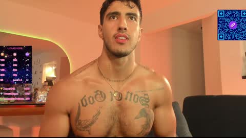 Snapshot of jacobfitness chatting on January 2, 4:41 am JACOB online show from January 2, 4:41 am