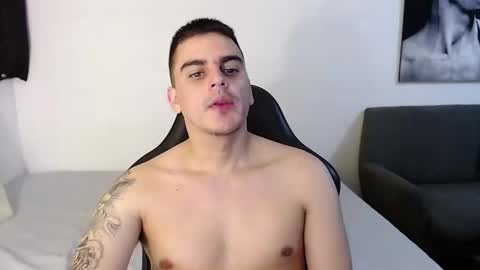 Snapshot of jacobjobs1 chatting on February 21, 6:18 am jacobjobs1 online show from February 21, 6:18 am