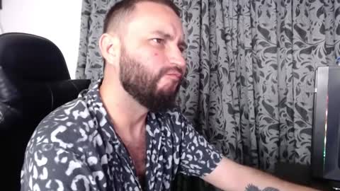 Snapshot of jacobkingd chatting on February 20, 12:30 am jacobkingd online show from February 20, 12:30 am