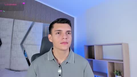 Jacob online show from December 17, 7:42 pm