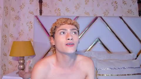 jacobrusso online show from March 13, 6:42 am