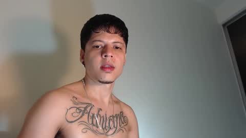 Snapshot of jacobsexxx chatting on December 17, 2:06 am Jacob online show from December 17, 2:06 am