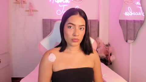 Snapshot of jacobss_gh chatting on November 10, 9:58 pm JACOBSS online show from November 10, 9:58 pm