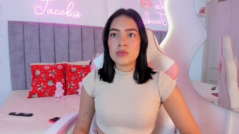 Snapshot of jacobss_gh chatting on December 1, 10:26 pm JACOBSS online show from December 1, 10:26 pm