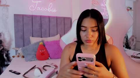 Snapshot of jacobss_gh chatting on March 11, 11:44 pm JACOBSS online show from March 11, 11:44 pm