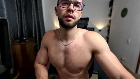 Snapshot of jacobt77 chatting on March 11, 12:33 am Jacob online show from March 11, 12:33 am