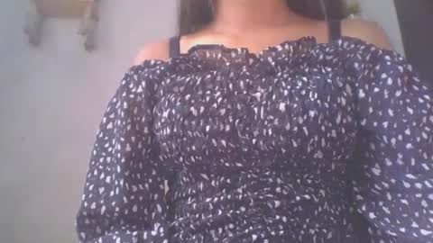 jacqueline_fernandez online show from November 28, 7:22 am