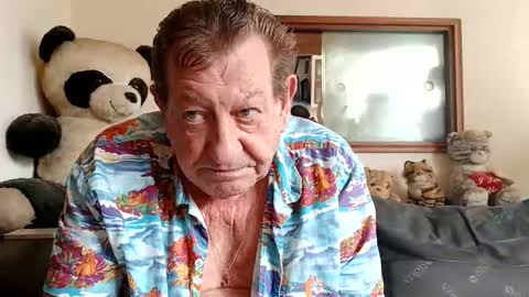 Snapshot of jacques_de_france chatting on June 10, 4:06 pm Jacques online show from June 10, 4:06 pm