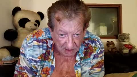 Snapshot of jacques_de_france chatting on July 13, 1:19 am Jacques online show from July 13, 1:19 am