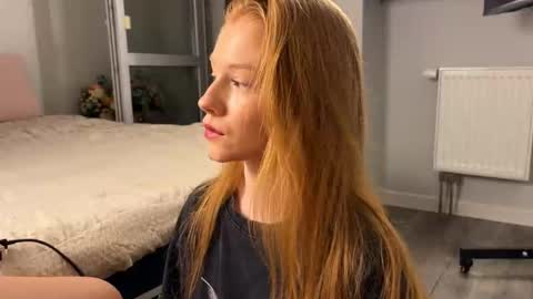 Snapshot of jacques_season chatting on November 23, 9:25 pm Jacques Emily online show from November 23, 9:25 pm