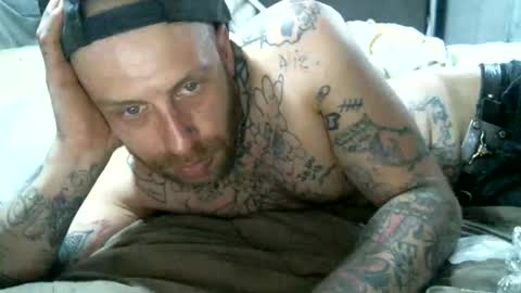 Snapshot of jacquestrap90 chatting on May 13, 8:12 am vincentlove online show from May 13, 8:12 am