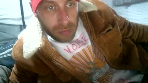 Snapshot of jacquestrap90 chatting on May 16, 9:39 am vincentlove online show from May 16, 9:39 am