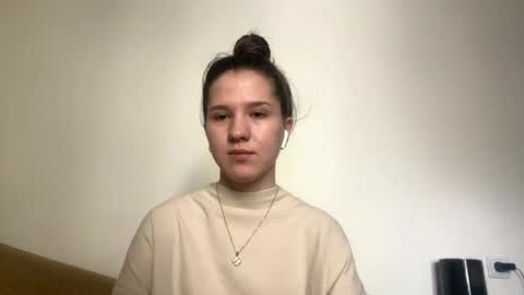 Laura online show from April 17, 9:01 am