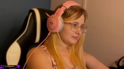 jacywinslat online show from February 19, 7:48 pm