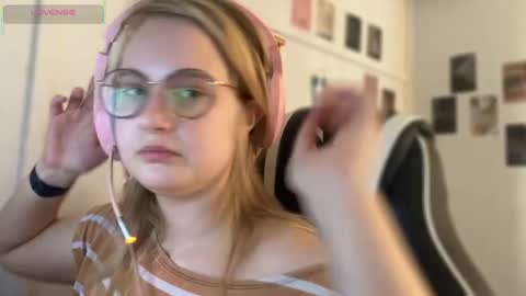 jacywinslat online show from September 12, 11:10 am