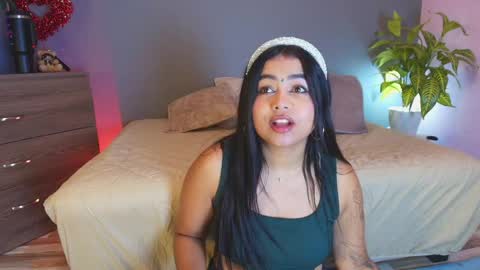  Jade Brunete  online show from May 12, 8:50 pm