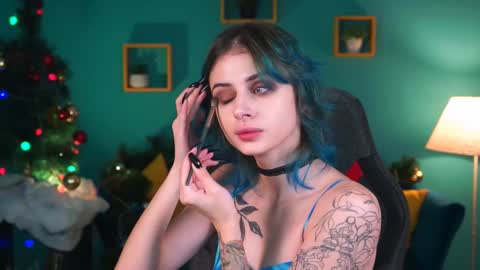 Snapshot of jade_castle chatting on December 29, 1:24 am jade_castle online show from December 29, 1:24 am