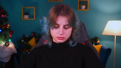 Snapshot of jade_castle chatting on January 15, 2:17 am jade_castle online show from January 15, 2:17 am