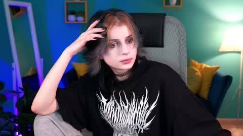 Snapshot of jade_castle chatting on February 14, 2:18 am jade_castle online show from February 14, 2:18 am