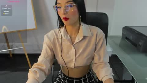 Snapshot of jade_connor chatting on May 14, 8:26 pm jade_connor online show from May 14, 8:26 pm