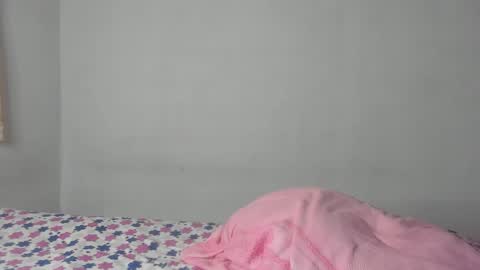 Snapshot of jade_dorthini chatting on April 28, 9:20 pm Jadeleidy Dorthini online show from April 28, 9:20 pm
