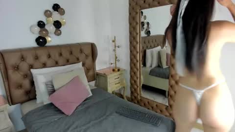 jade esmeralda online show from October 10, 7:57 pm