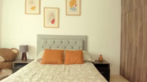 Jade smile online show from September 23, 3:37 pm