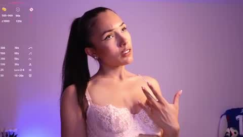Snapshot of jade_paris chatting on June 19, 4:55 pm Jade Paris online show from June 19, 4:55 pm