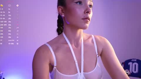 Snapshot of jade_paris chatting on July 14, 2:56 pm Jade Paris online show from July 14, 2:56 pm
