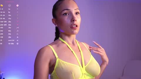 Snapshot of jade_paris chatting on July 30, 6:51 pm Jade Paris online show from July 30, 6:51 pm