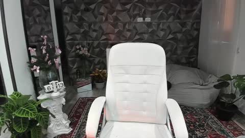 Jade  independent model online show from December 8, 11:24 am