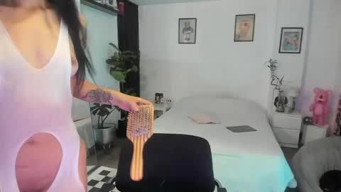 Jade  independent model online show from May 2, 11:37 am