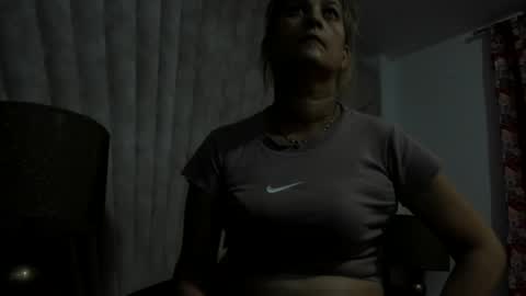 Jade  online show from December 15, 10:08 am