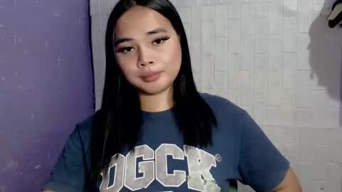 Snapshot of jade_suck chatting on May 10, 3:50 pm jade_suck online show from May 10, 3:50 pm