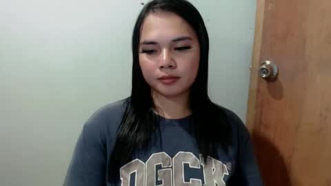 Snapshot of jade_suck chatting on June 4, 2:12 pm jade_suck online show from June 4, 2:12 pm