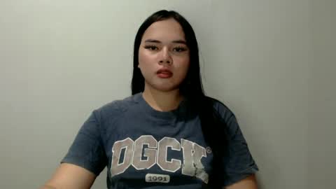 Snapshot of jade_suck chatting on June 19, 1:37 pm jade_suck online show from June 19, 1:37 pm