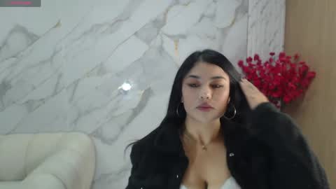 Snapshot of jade_tf chatting on June 9, 12:39 pm Jade online show from June 9, 12:39 pm