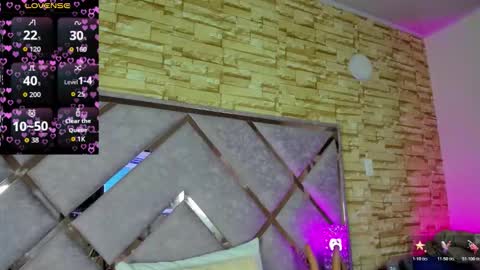 jade white  online show from January 15, 1:26 pm