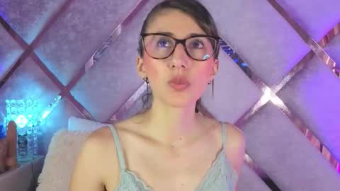 jade white  online show from February 5, 1:49 pm